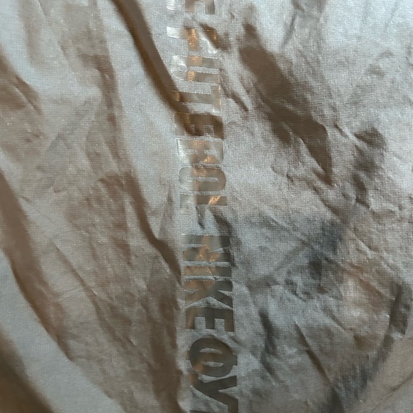 Nike Futbol Club (FC) Short Sleeve Warm Up Windbreaker - Picture 10 of 11